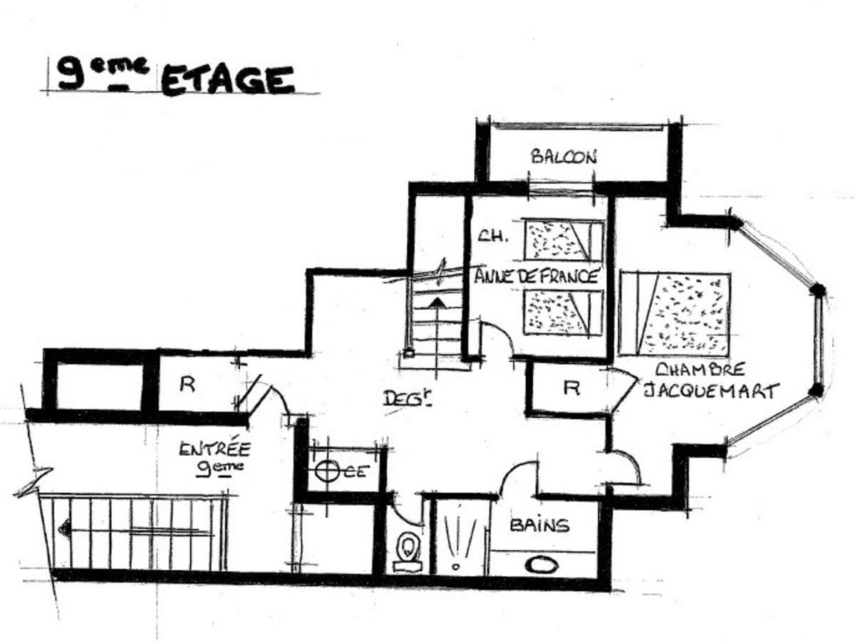 Appartement Panoramique Au Centre De Moulins Avec Terrasse, 2 Chambres, Et Equipements Modernes - Fr-1-489-412 Extérieur photo